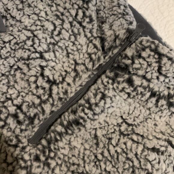 North & Acrux fleece pull over. - Picture 6 of 12